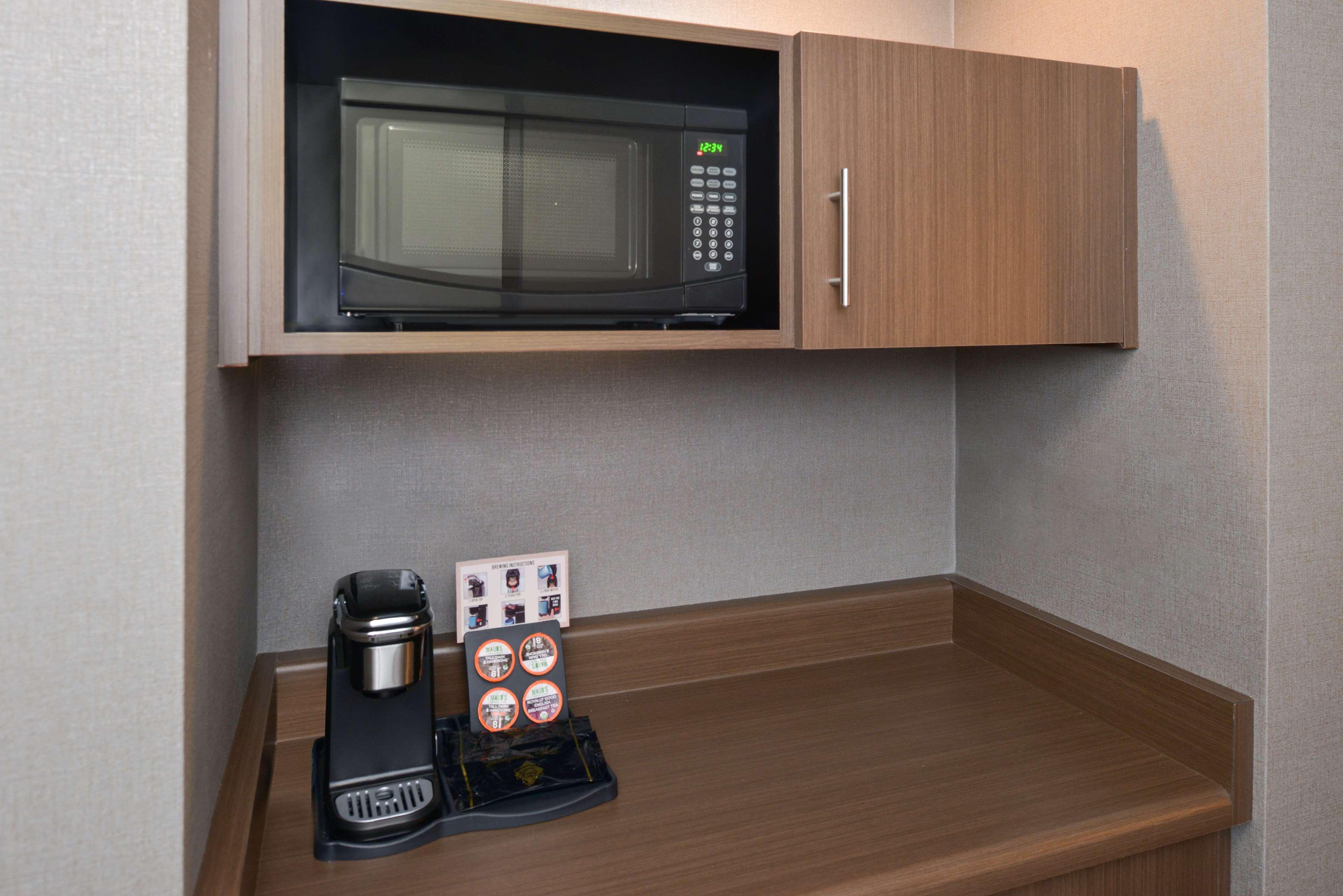 Best Western Plus West Covina Inn Buitenkant foto