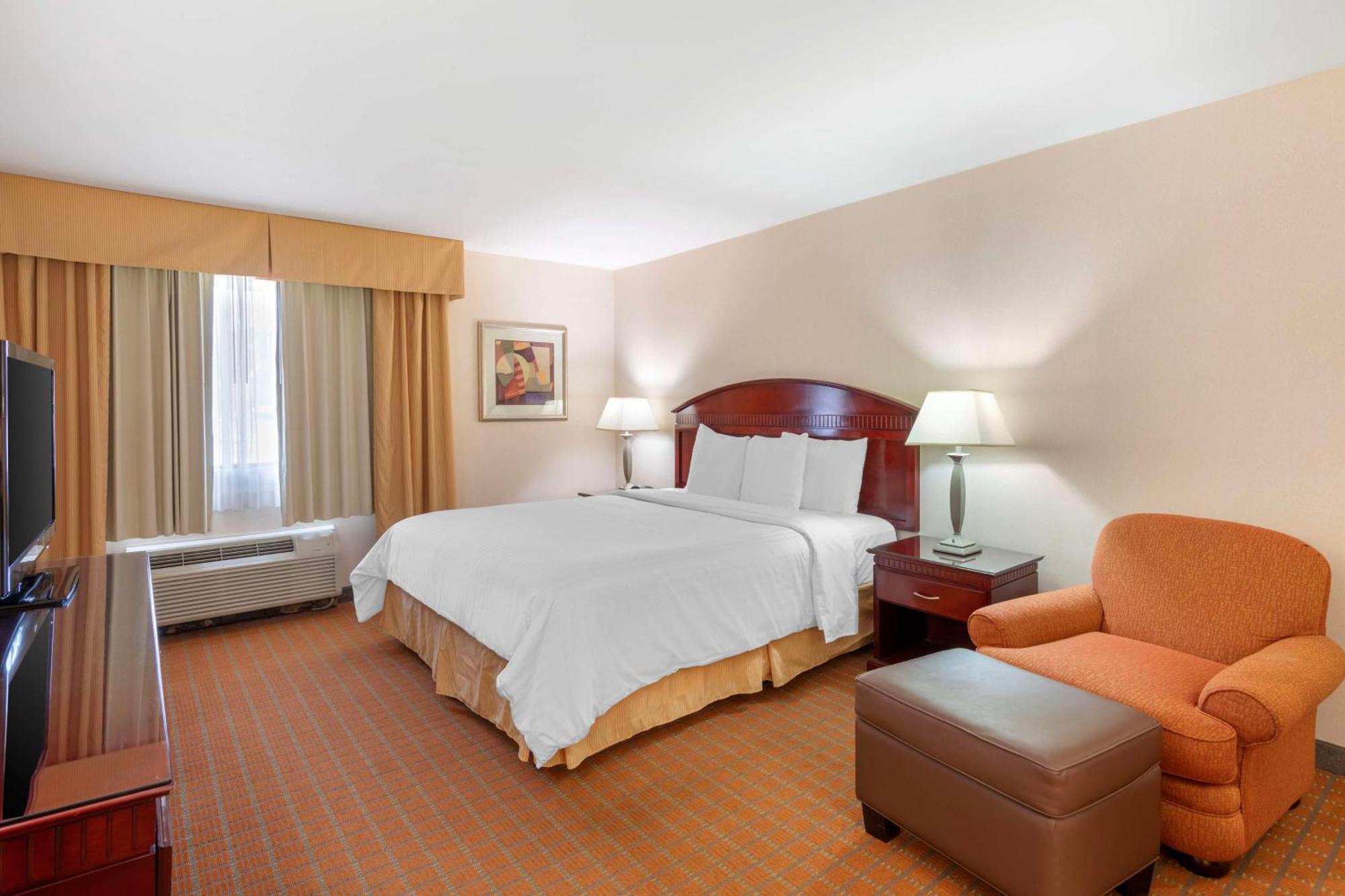 Best Western Plus West Covina Inn Buitenkant foto