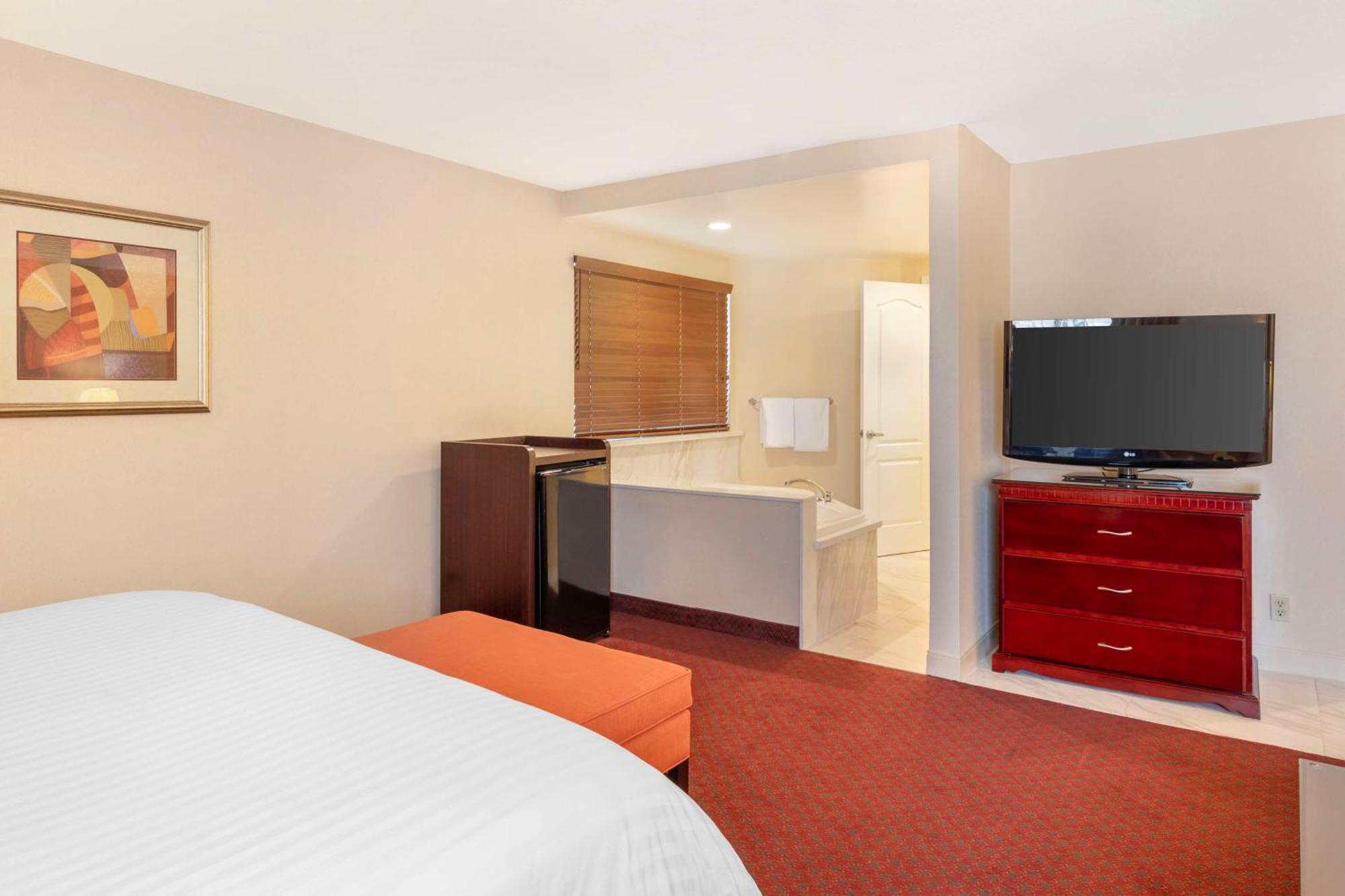 Best Western Plus West Covina Inn Buitenkant foto