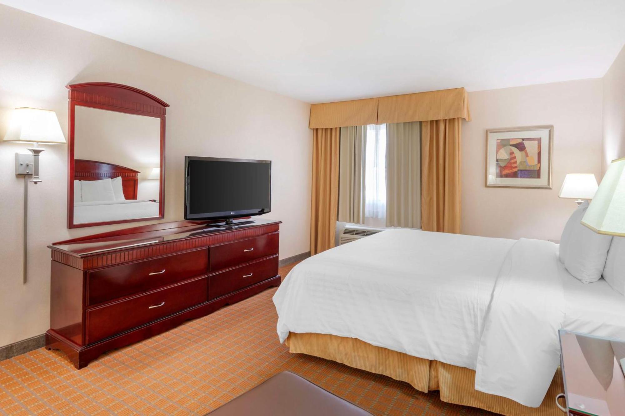Best Western Plus West Covina Inn Buitenkant foto