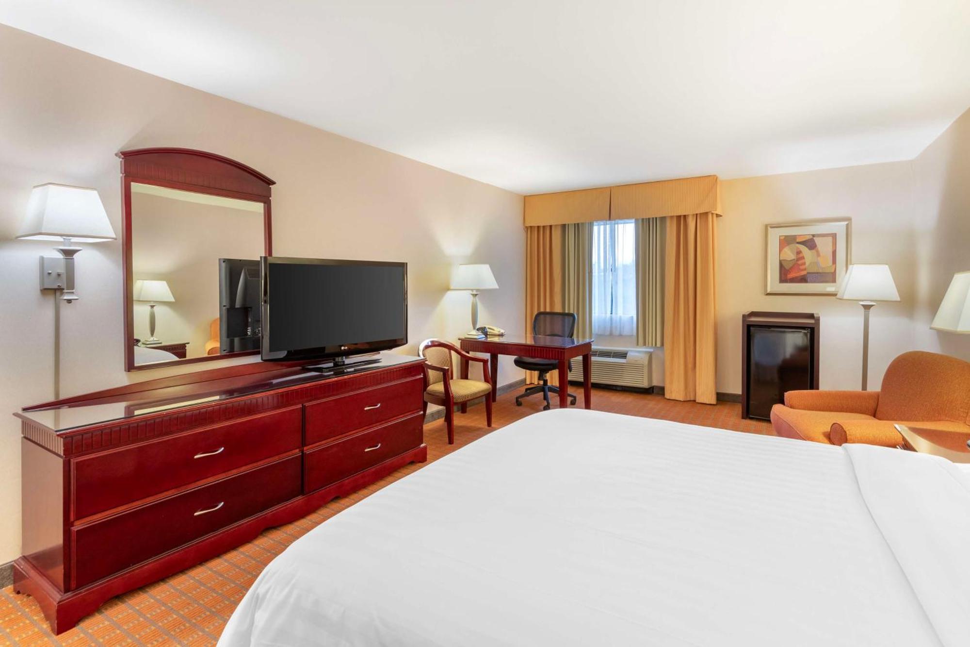 Best Western Plus West Covina Inn Buitenkant foto