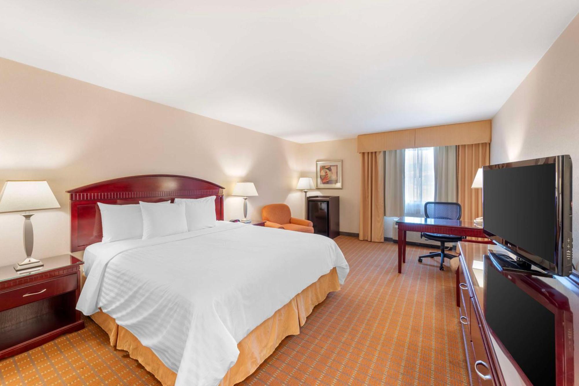 Best Western Plus West Covina Inn Buitenkant foto