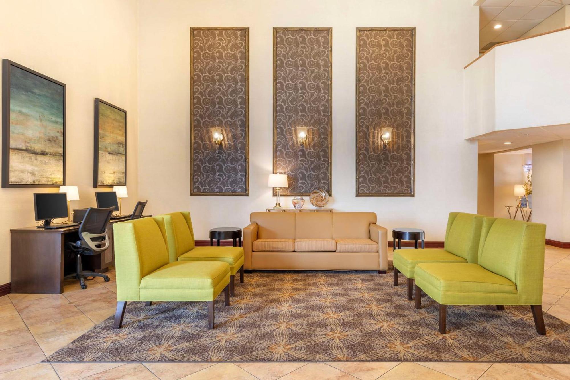 Best Western Plus West Covina Inn Buitenkant foto